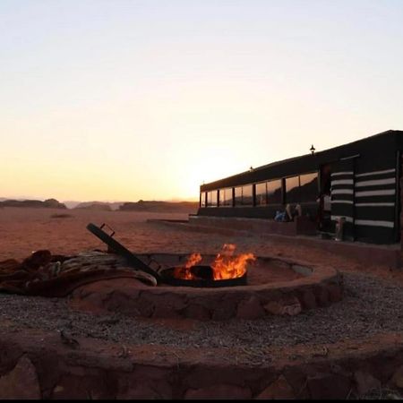 Hotel Bedouin Adventure & Tours Wadi Rum Esterno foto