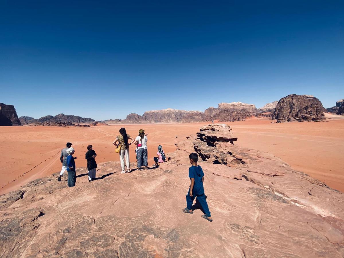 Hotel Bedouin Adventure & Tours Wadi Rum Esterno foto
