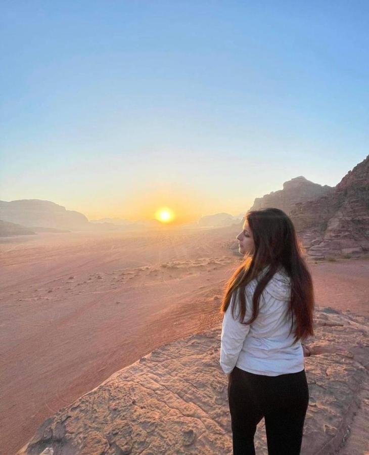 Hotel Bedouin Adventure & Tours Wadi Rum Esterno foto